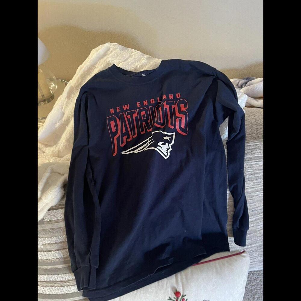 NFL New England Patriots Long Sleeve Blue Shirt Size Large
